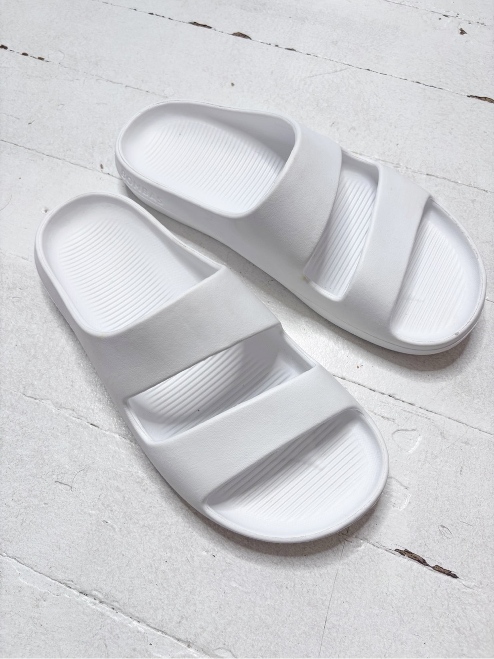 Bombas Friday Sandal Slides White Size 7 WORN ONCE!